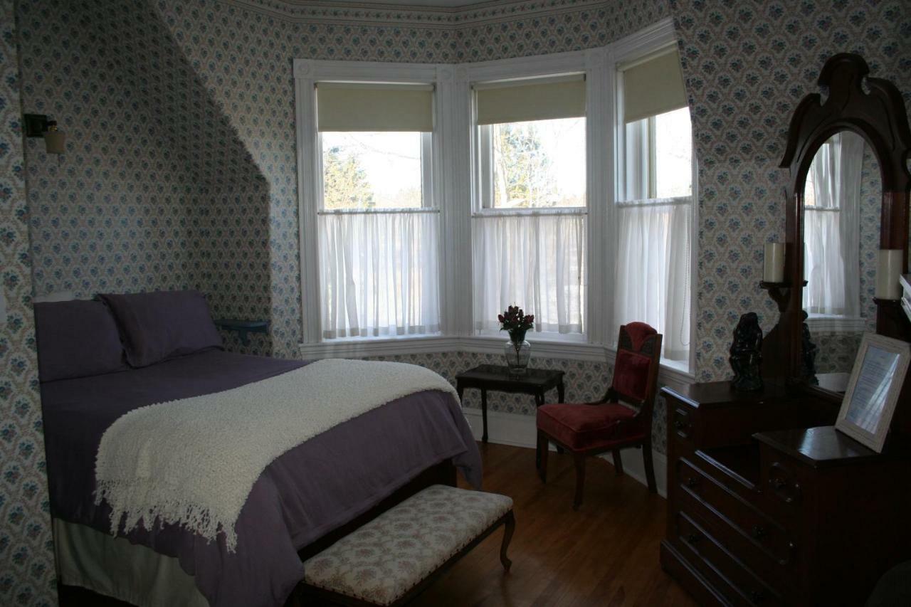 Sackville Bed And Breakfast Exterior photo
